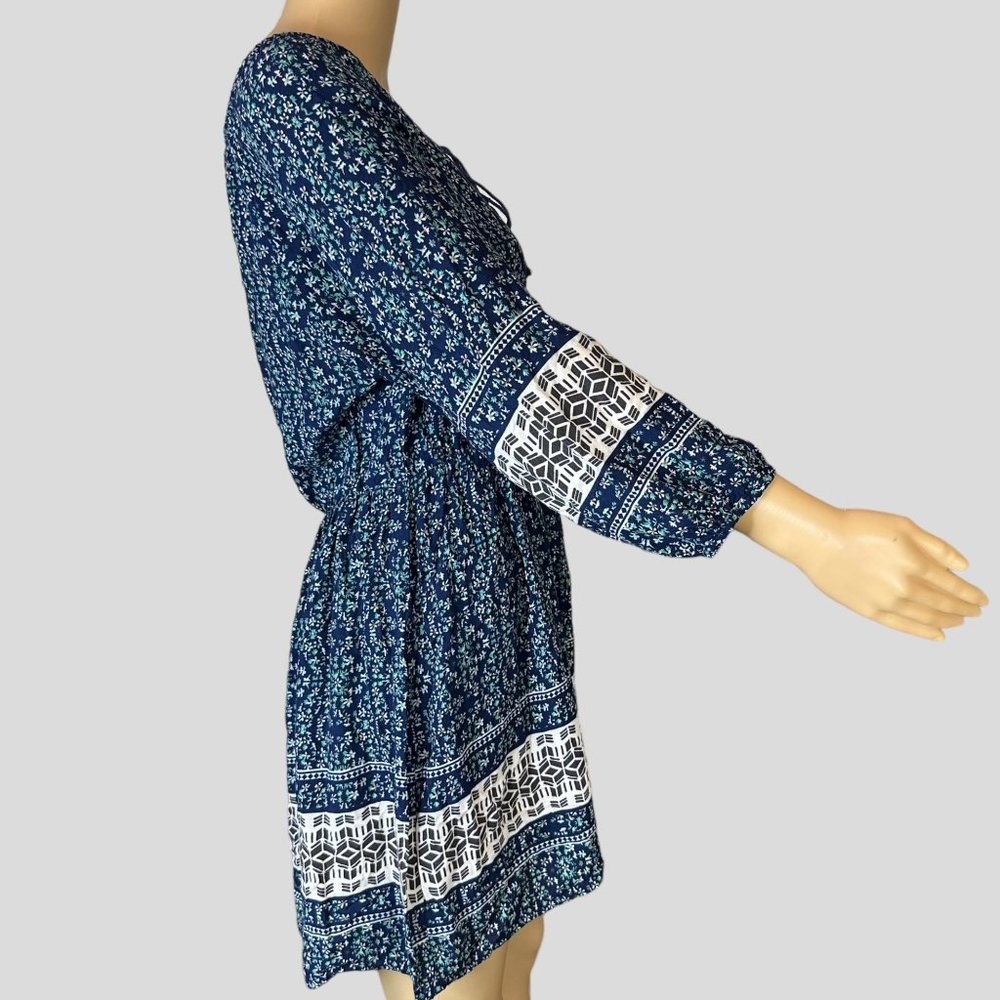 Addie Bohemian Mini Dress Medium Blue Green Floral 3/4 Sleeves Elastic Waist - Picture 2 of 13